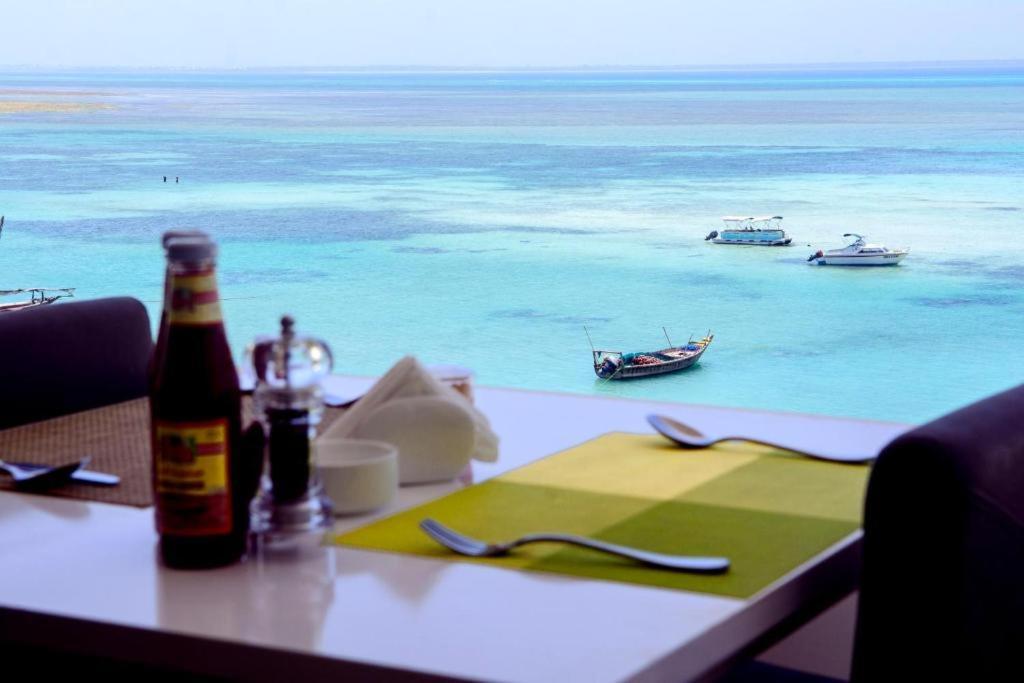 Lazy Beach Hotel Kendwa Buitenkant foto