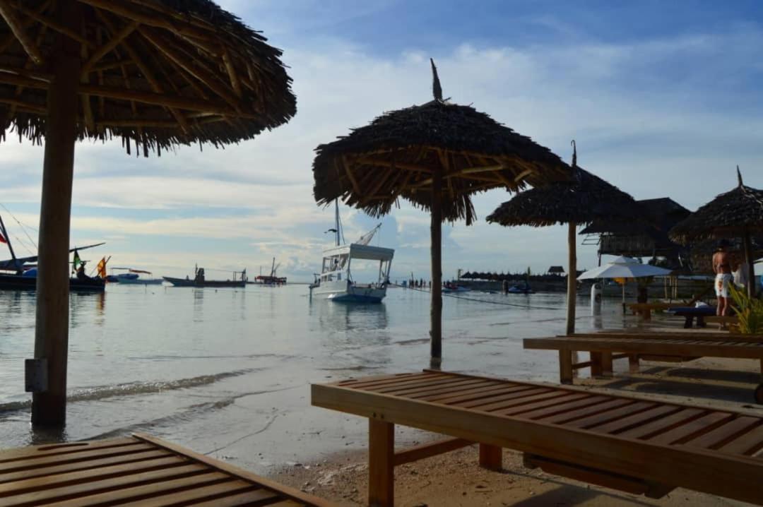 Lazy Beach Hotel Kendwa Buitenkant foto